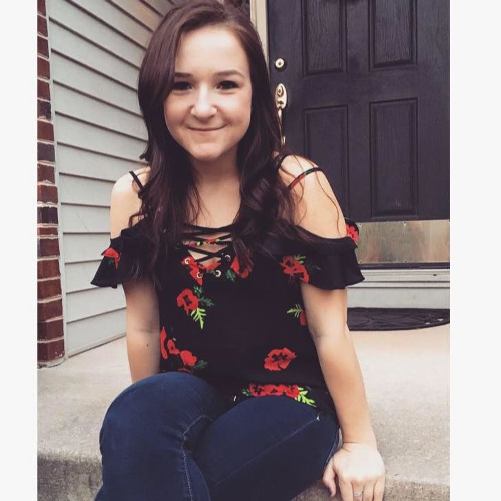 Meet your Posher, Julia